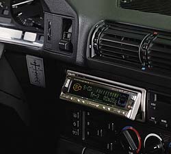 ����������� Pioneer DEH-P945R �����, ��� � �������, �� ������� �����